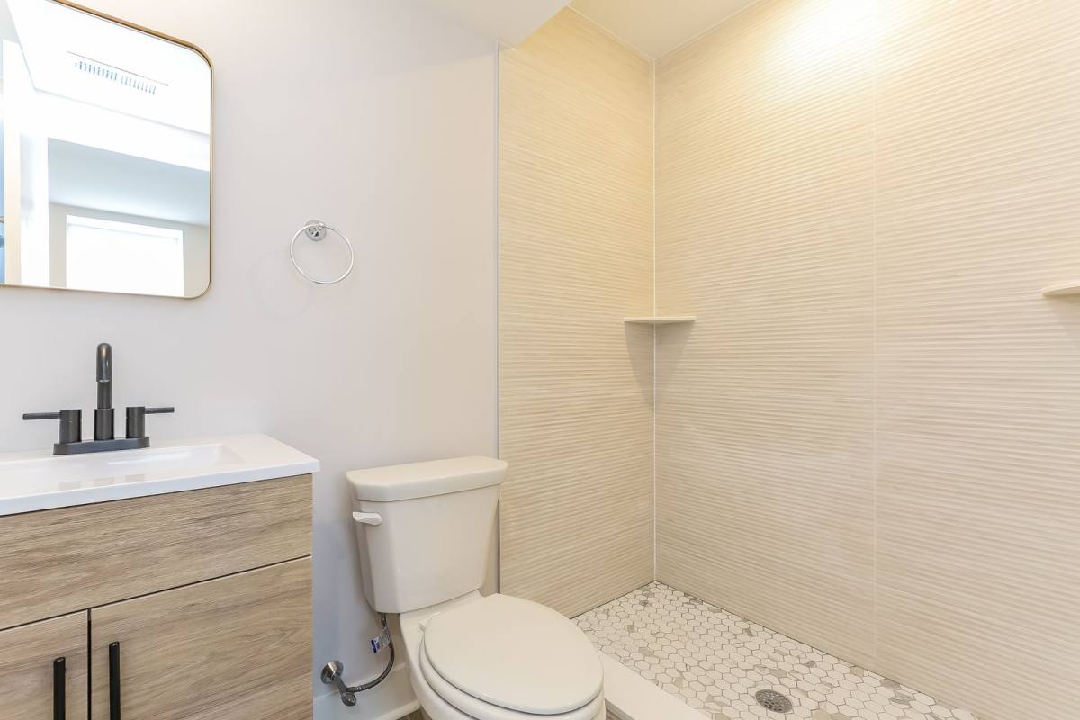 Apartment for rent at 429-435 E Upsal, Philadelphia, PA 19119