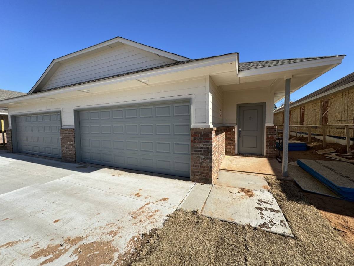 House for rent at 3708 Frank's Way, Bethany, OK 73008