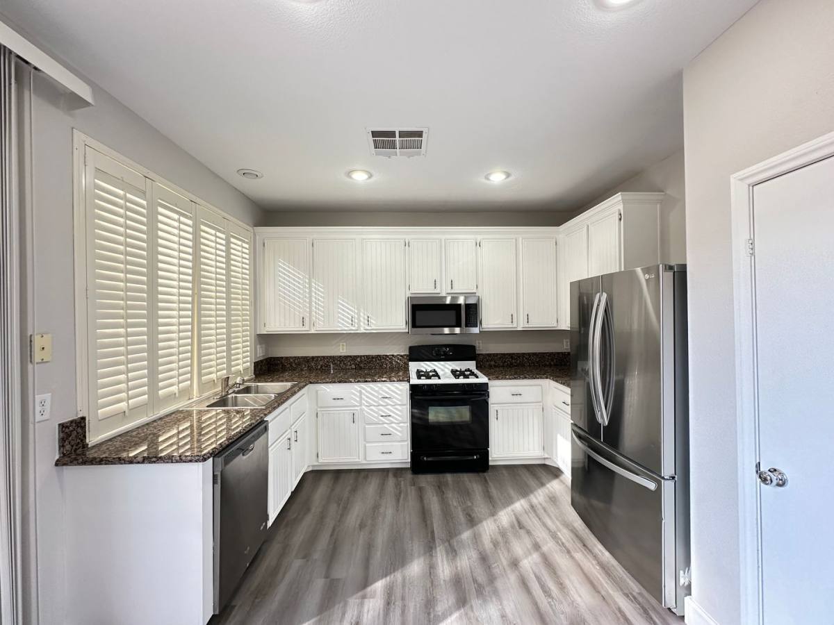 House for rent at 10191 Splendor Ridge Ave, Las Vegas, NV 89135