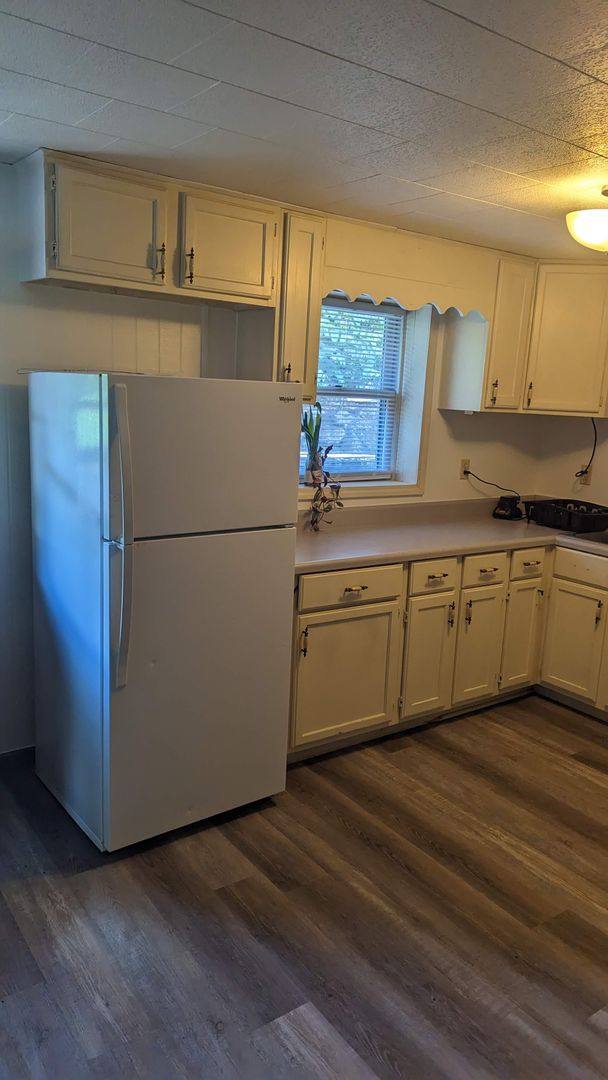 Apartment for rent at 107 Magnolia St, Sylva, NC 28779