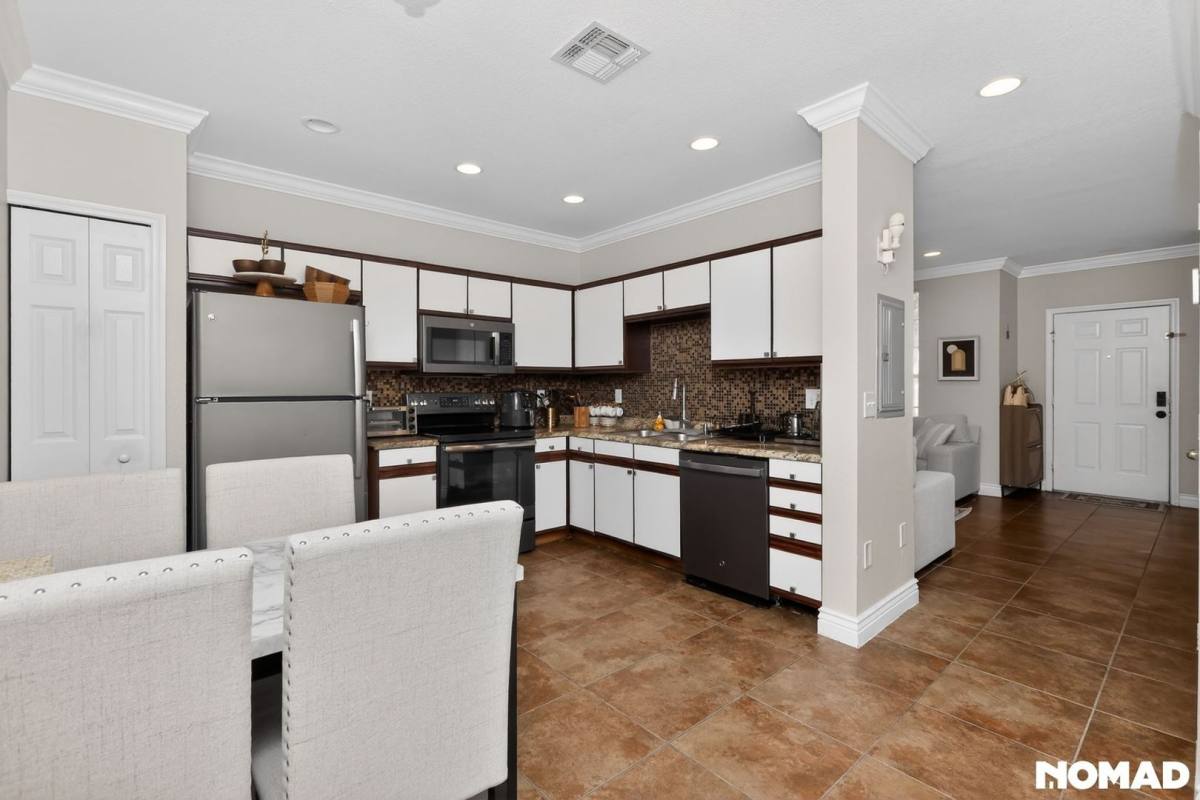 Townhouse for rent at 1417 Lyonshire Dr, Wesley Chapel, FL 33543