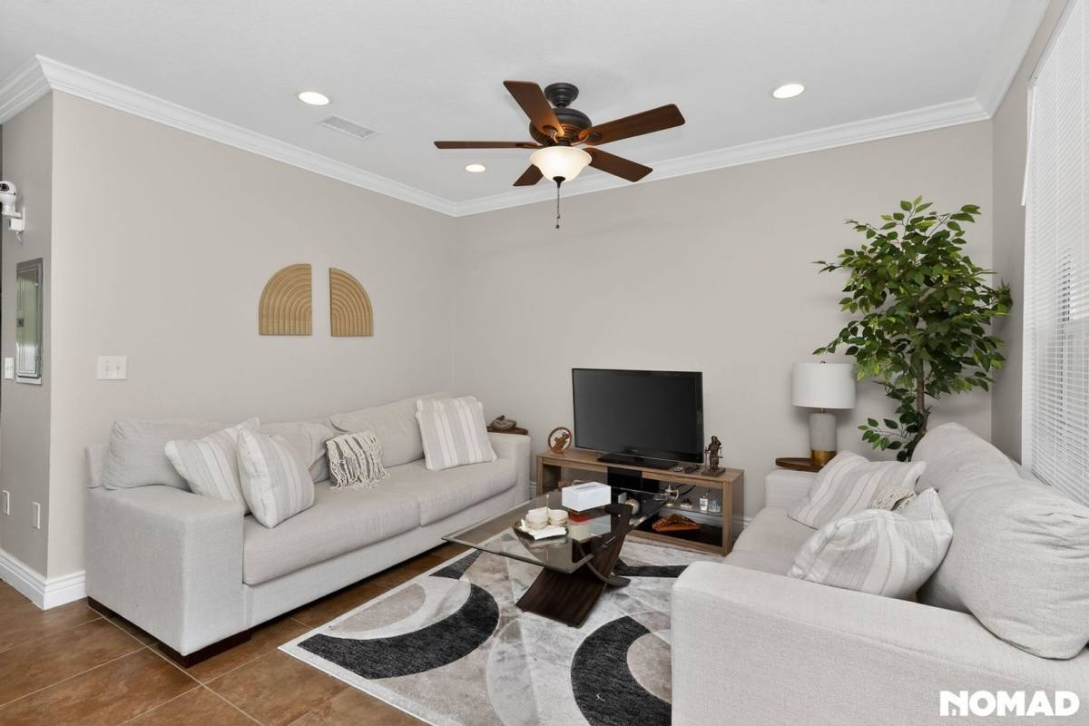 Townhouse for rent at 1417 Lyonshire Dr, Wesley Chapel, FL 33543