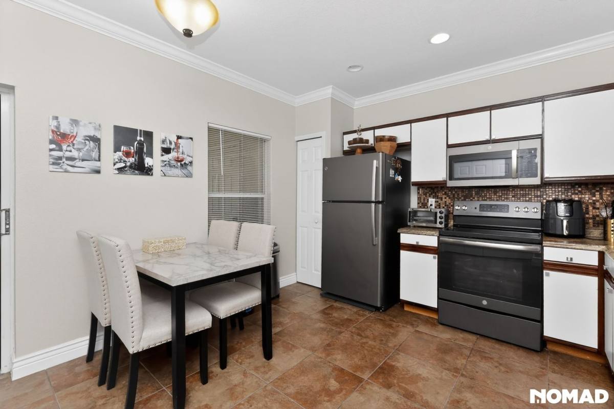 Townhouse for rent at 1417 Lyonshire Dr, Wesley Chapel, FL 33543