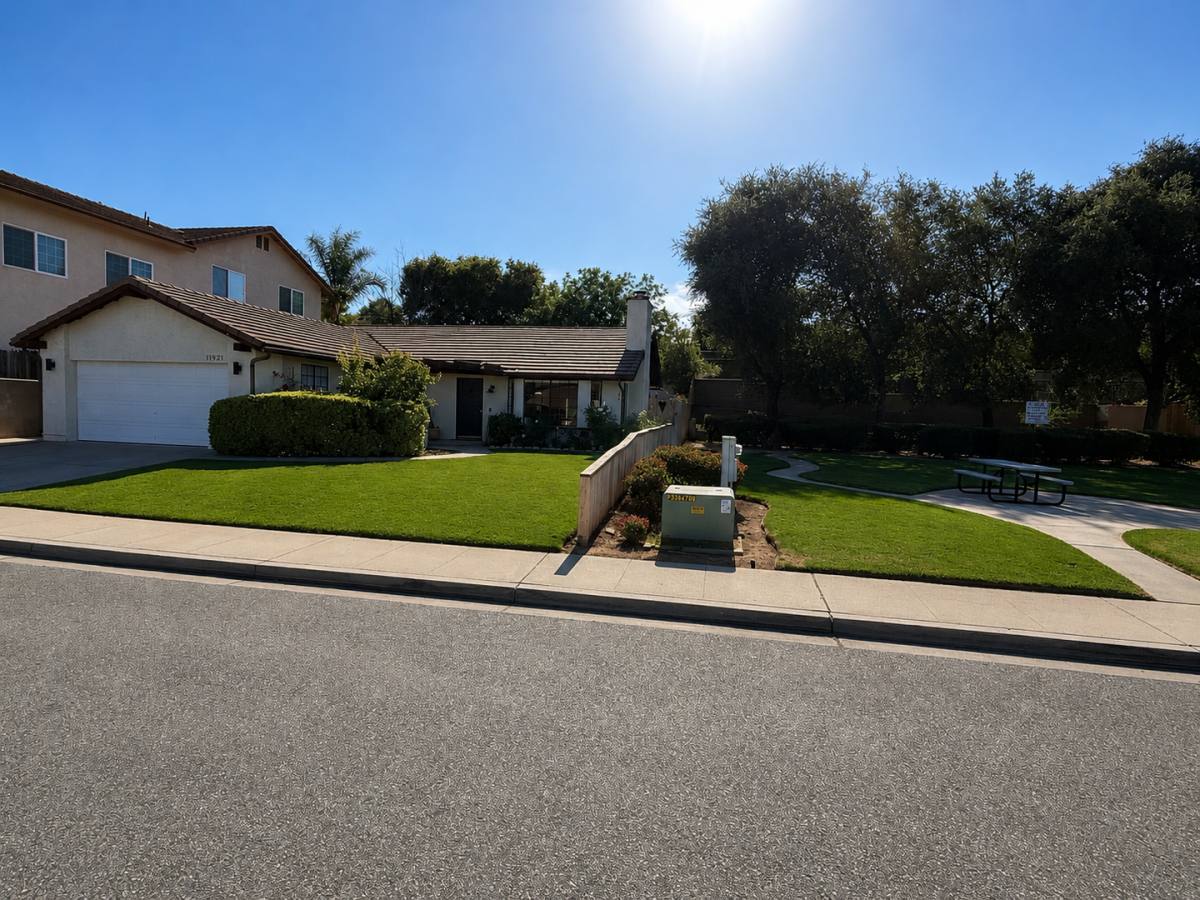 House for rent at 11921 Silver Spur St, Ojai, CA 93023
