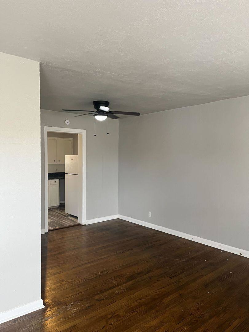 Apartment for rent at 5532 Eskridge St, Houston, TX 77023