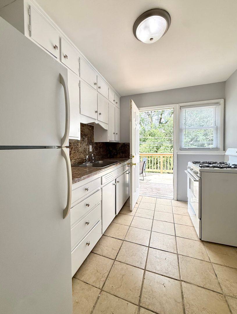 Apartment for rent at 118 S 8th St, Council Bluffs, IA 51501