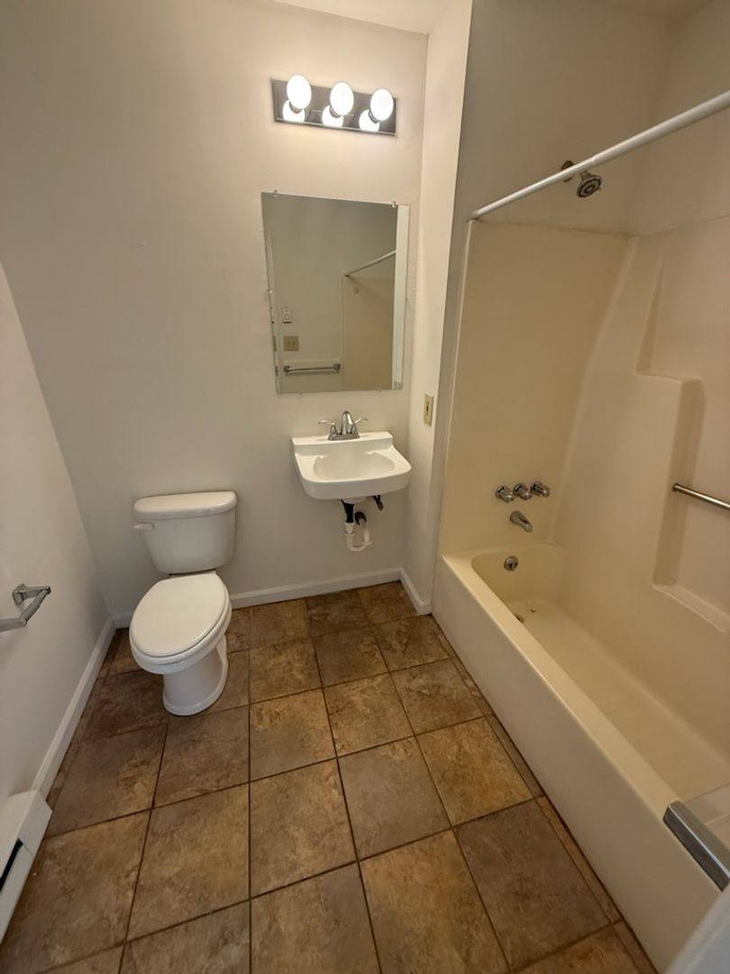 Apartment for rent at 304 Reece Ave, Randleman, NC 27317