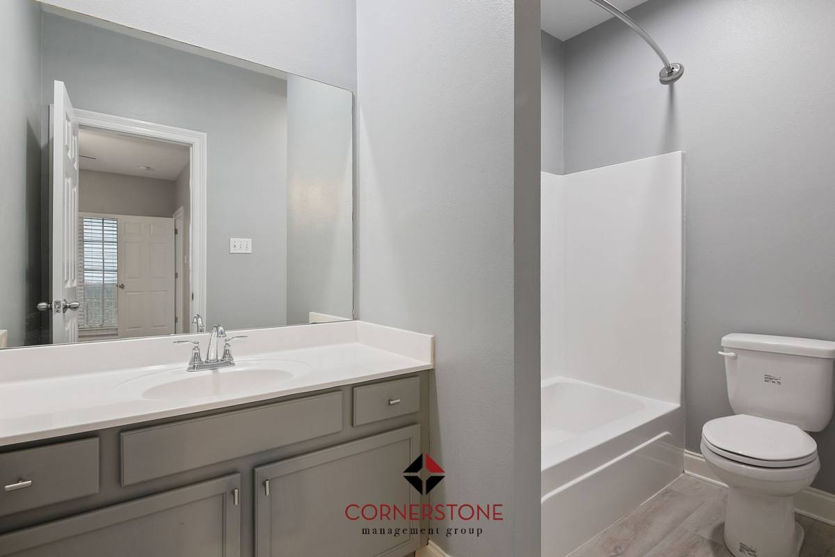 Townhouse for rent at 4625 Burbank Dr, Baton Rouge, LA 70820