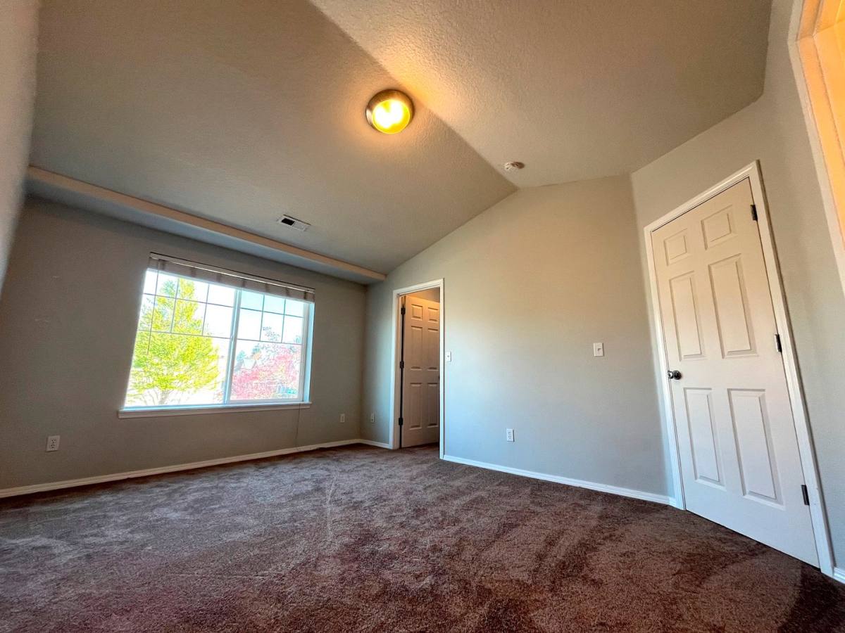 Townhouse for rent at 6443 SW 208th Terrace, Beaverton, OR 97078