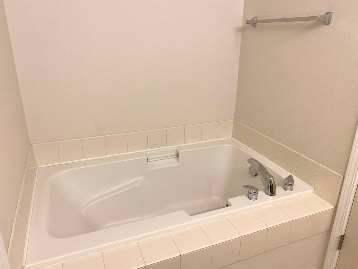 Townhouse for rent at 6443 SW 208th Terrace, Beaverton, OR 97078