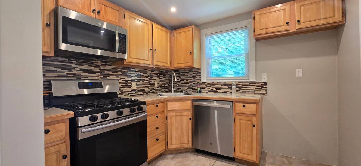 Apartment for rent at 84 Gladeside Ave, Mattapan, MA 02126