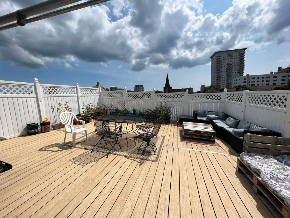 Apartment for rent at 1345 N Astor St, Milwaukee, WI 53202