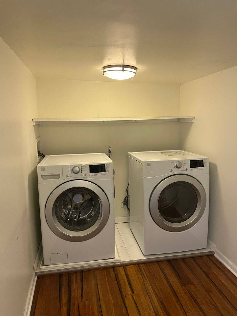 Apartment for rent at 1345 N Astor St, Milwaukee, WI 53202