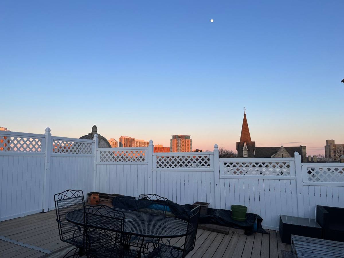 Apartment for rent at 1345 N Astor St, Milwaukee, WI 53202