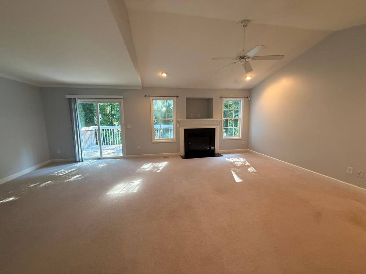 Townhouse for rent at 605 W Park Court, Winston Salem, NC 27103