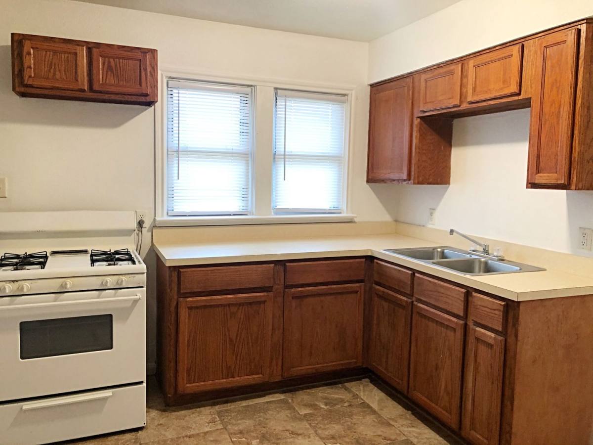 Apartment for rent at 400 Bower Dr, Bridge City, TX 77611