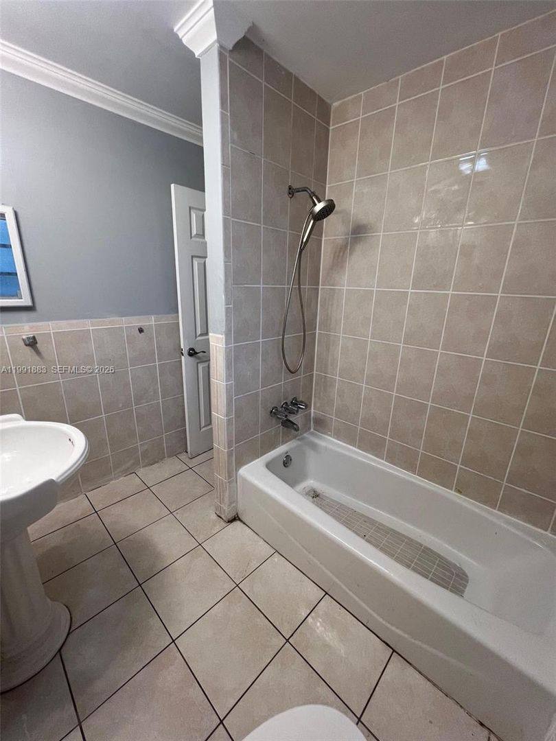House for rent at 6610 Johnson St, Hollywood, FL 33024