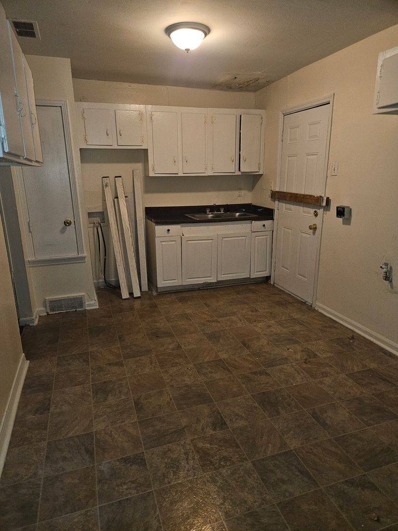 House for rent at 4583 Range Line Rd, Memphis, TN 38127