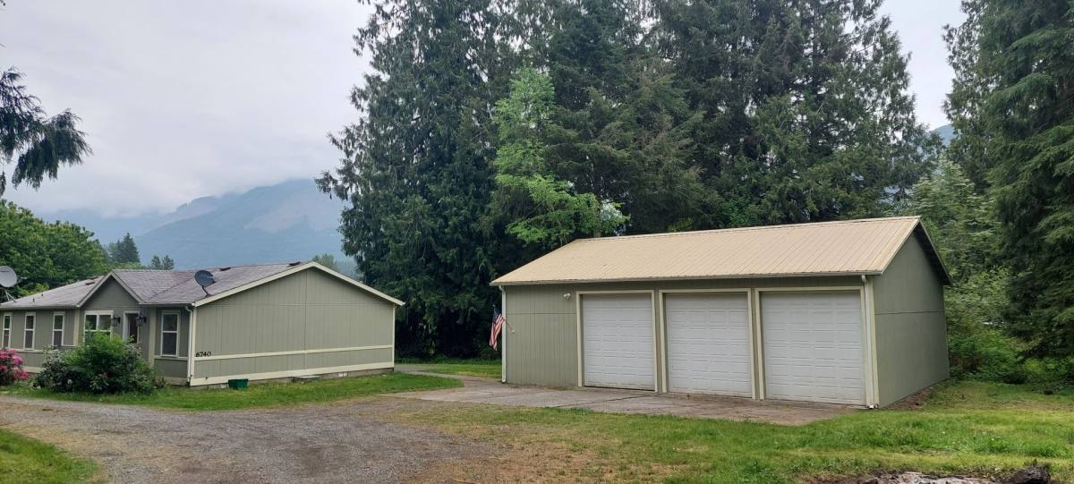 House for rent at 6740 Greystone Lane, Deming, WA 98244