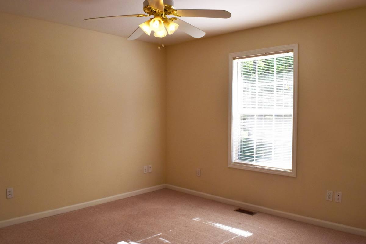House for rent at 21057 Larson Rd, Waynesville, MO 65583