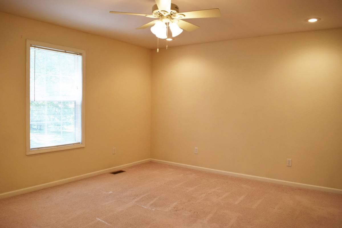 House for rent at 21057 Larson Rd, Waynesville, MO 65583