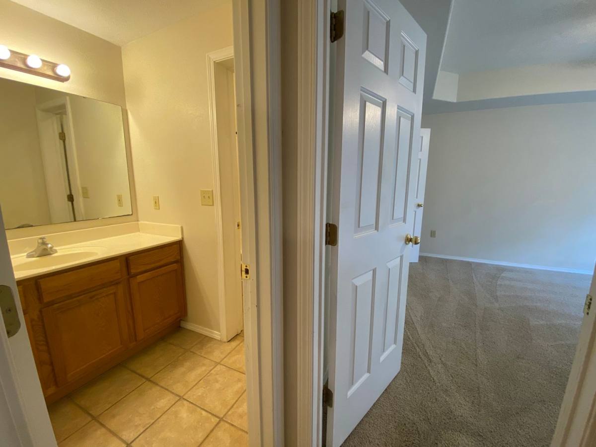 Condo for rent at 294 Carmel Valley, Saint Robert, MO 65584