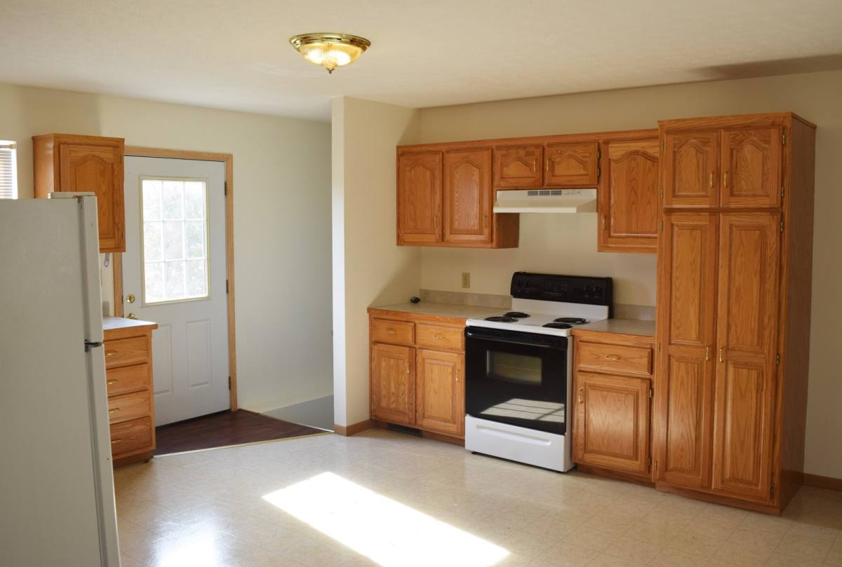 Townhouse for rent at 13895 A Trinity Cr, Saint Robert, MO 65584