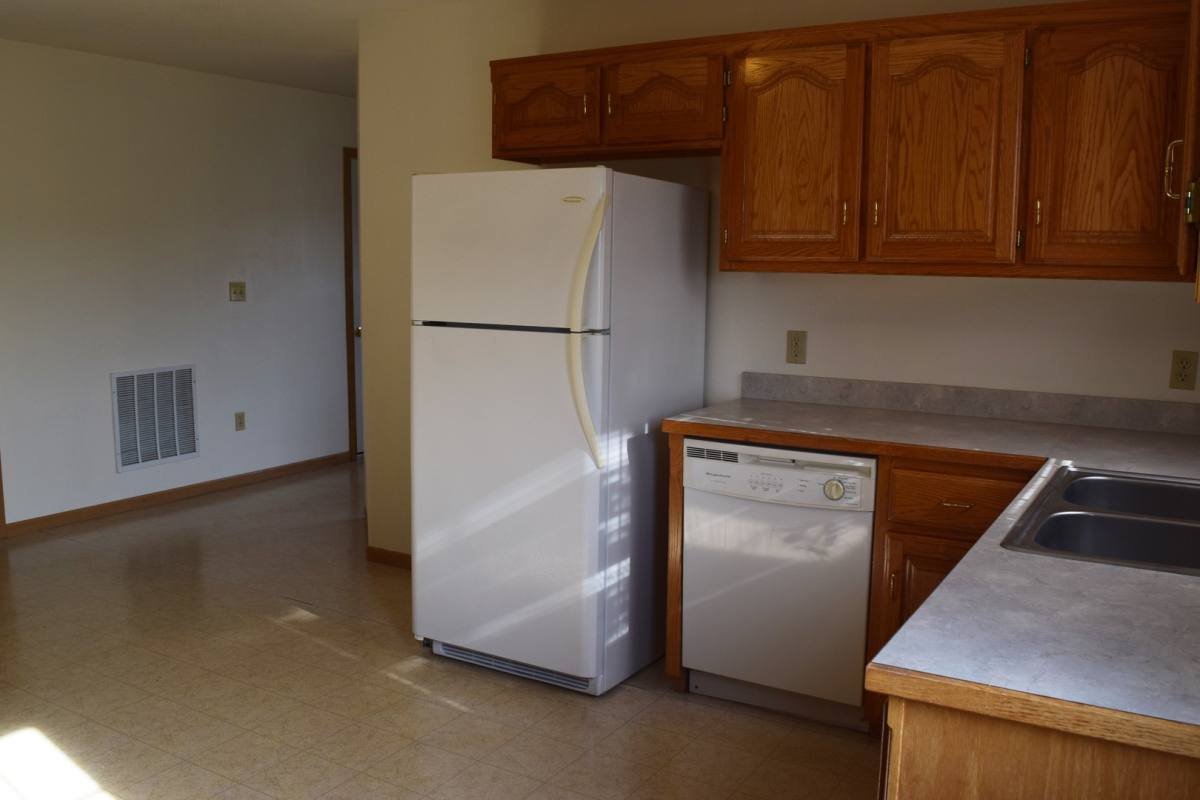 Townhouse for rent at 13895 A Trinity Cr, Saint Robert, MO 65584
