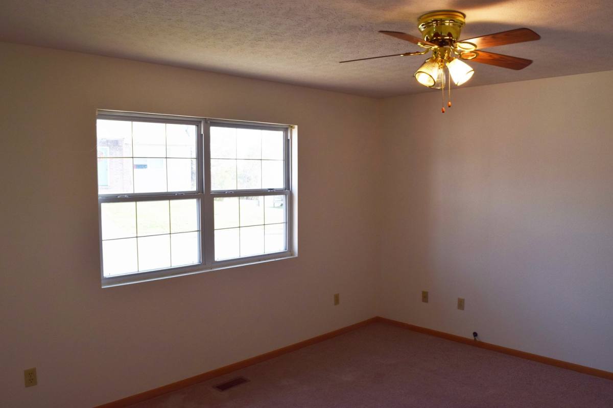 Townhouse for rent at 13895 A Trinity Cr, Saint Robert, MO 65584