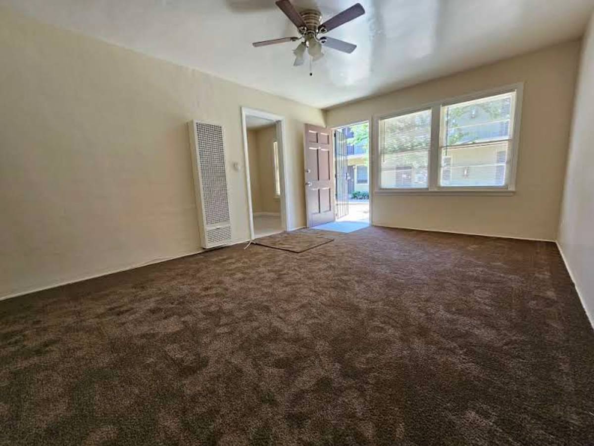 Apartment for rent at 1101 Elm Ave, Long Beach, CA 90813