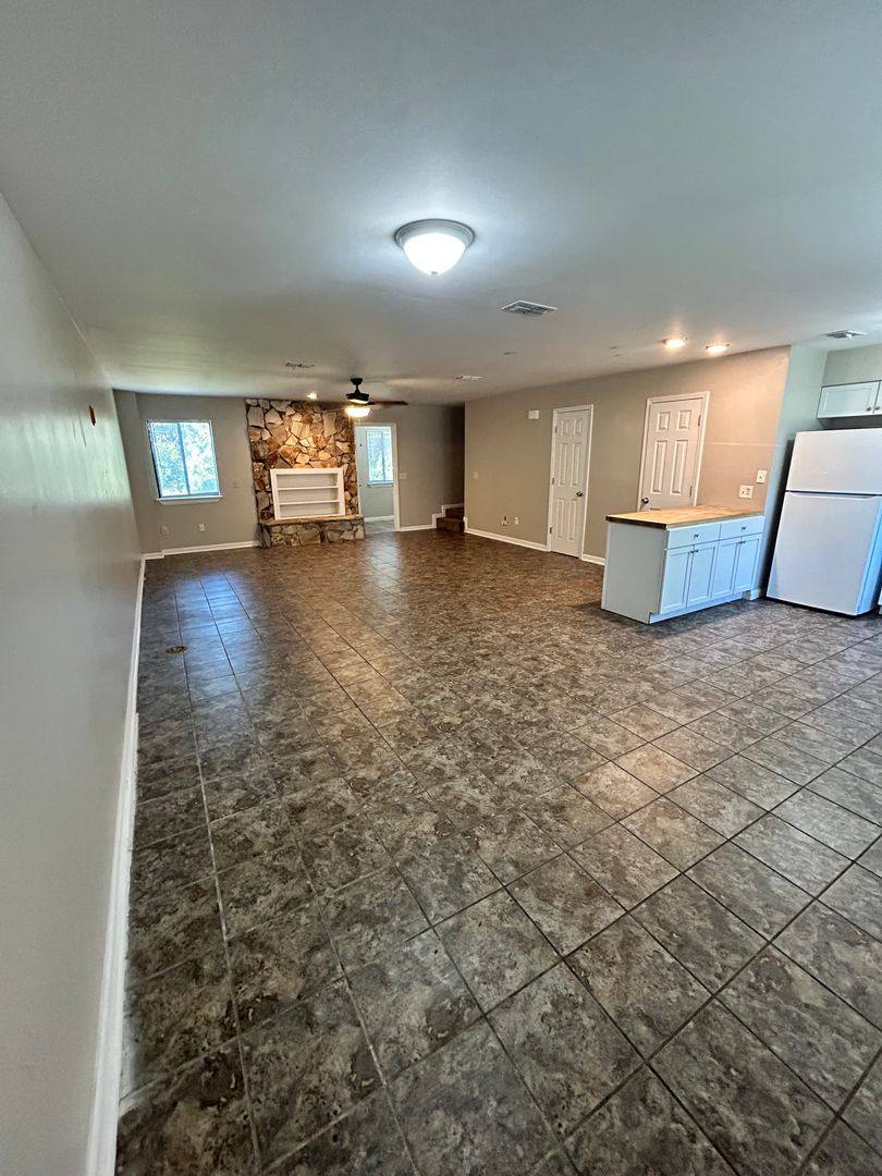 Townhouse for rent at 147 Cheri Lane, Panama City, FL 32404