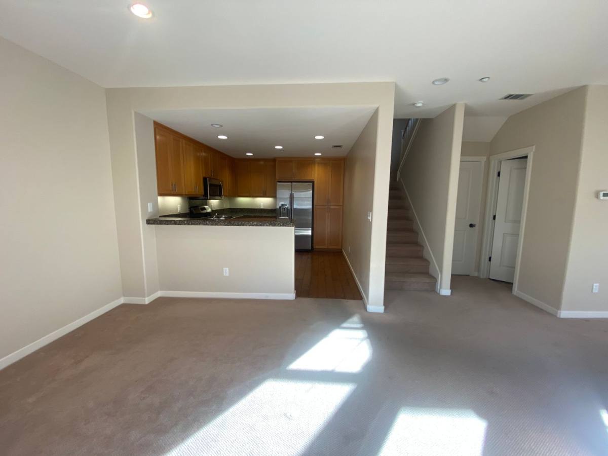 Townhouse for rent at 1930 Depot Dr, Livermore, CA 94550
