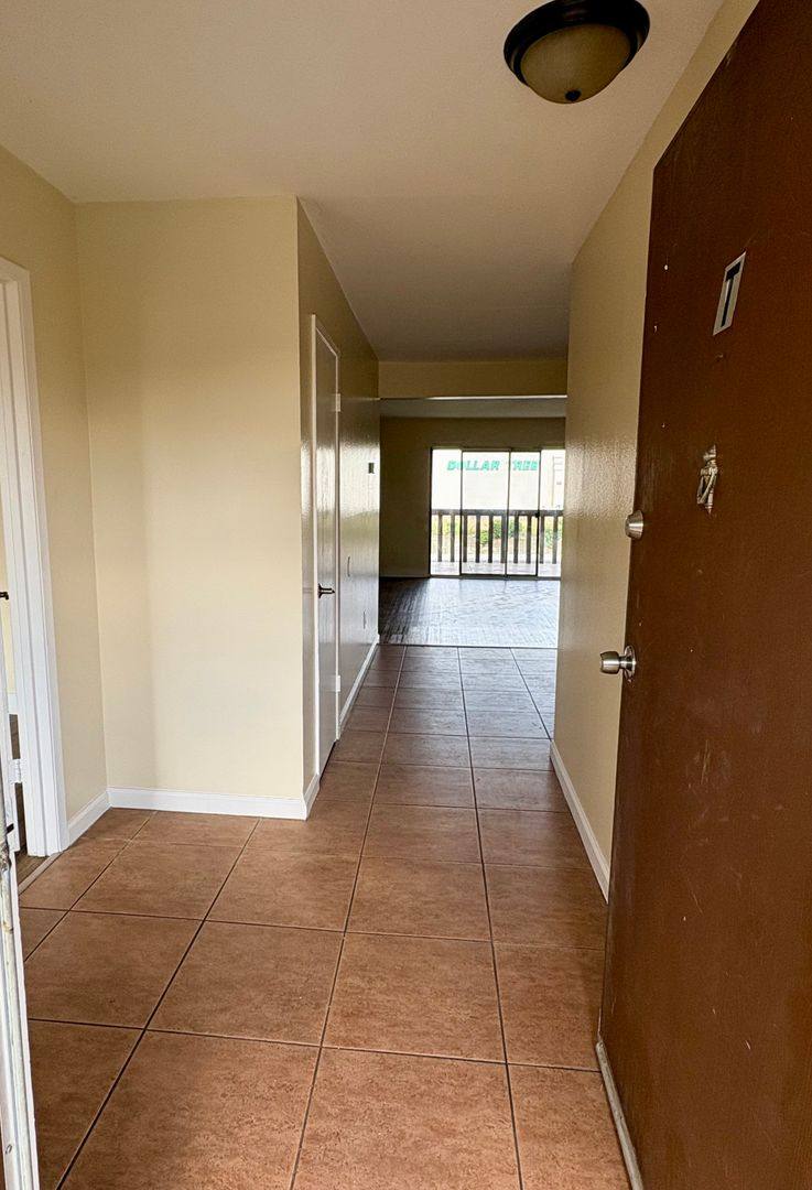 Apartment for rent at 43275 Hacienda St, Hemet, CA 92544