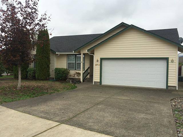 House for rent at 2708 Golfview Ave, Sutherlin, OR 97479