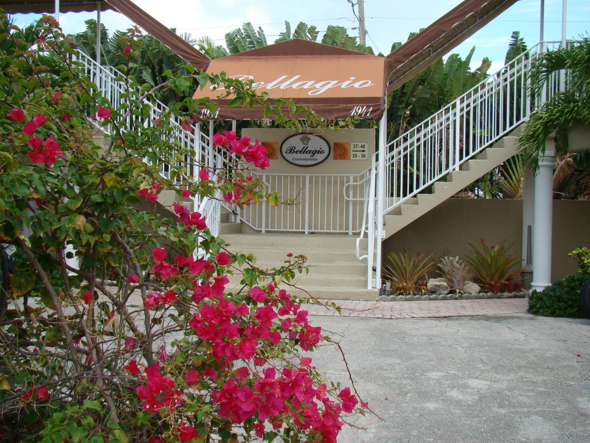 Apartment for rent at 1931 NE 51st St, Fort Lauderdale, FL 33308
