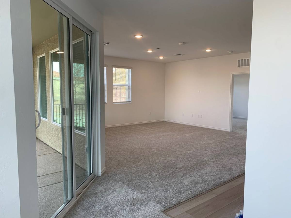 Condo for rent at 2555 Hampton Rd, Henderson, NV 89052
