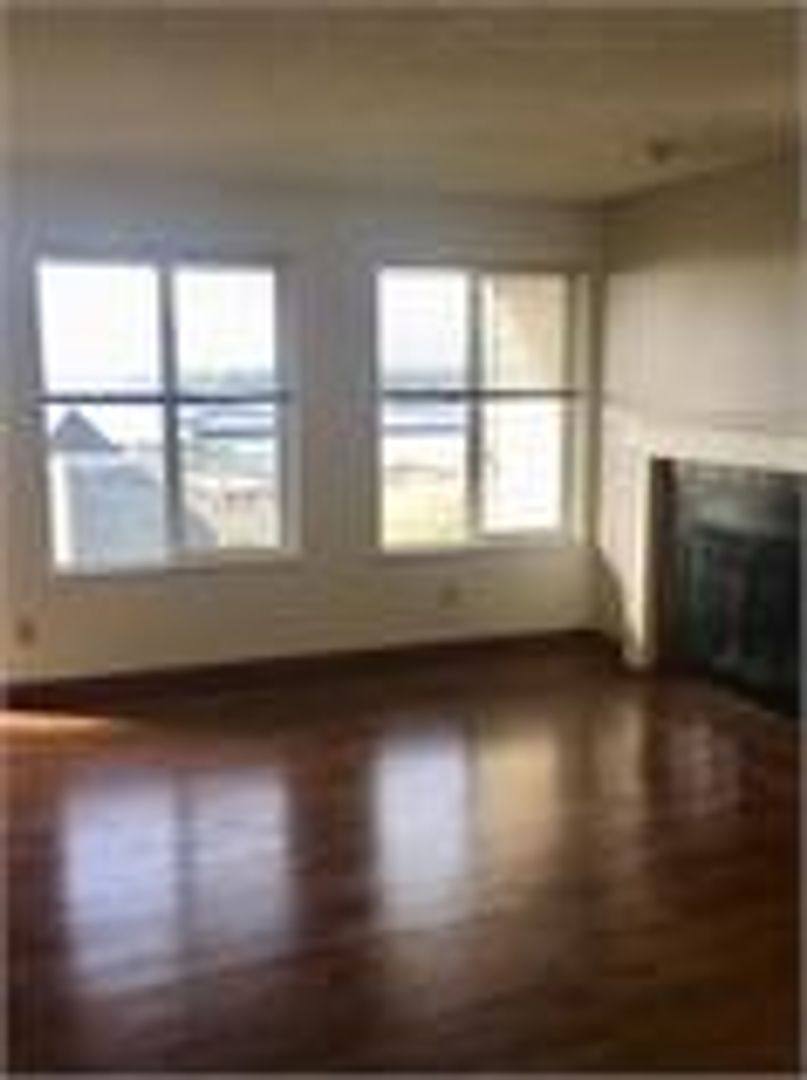 Apartment for rent at 615 N State St, Bellingham, WA 98225
