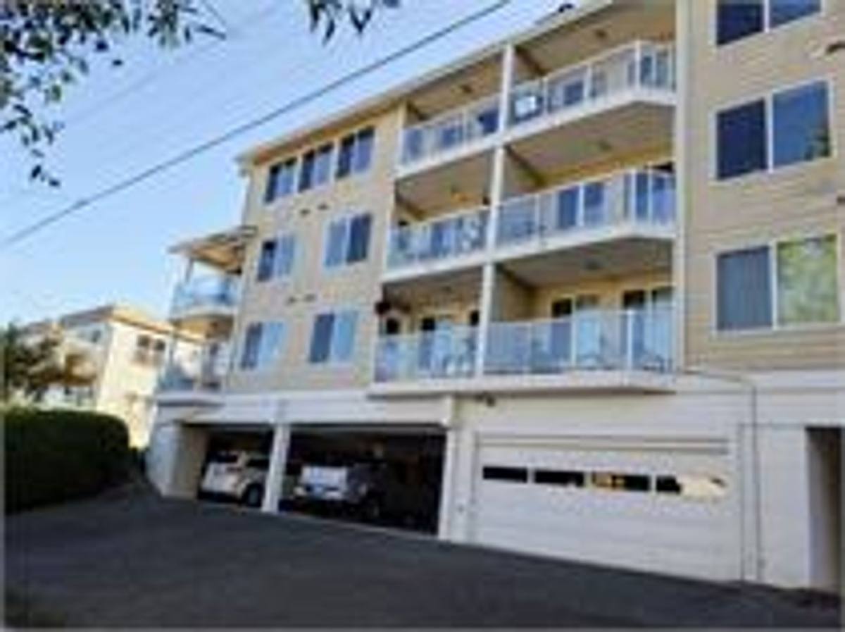 Apartment for rent at 615 N State St, Bellingham, WA 98225