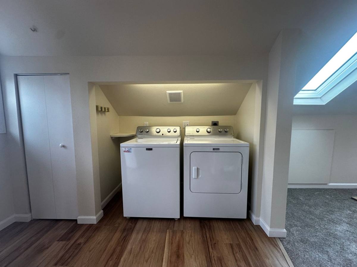 Apartment for rent at 3827 Wetmore Ave, Everett, WA 98201