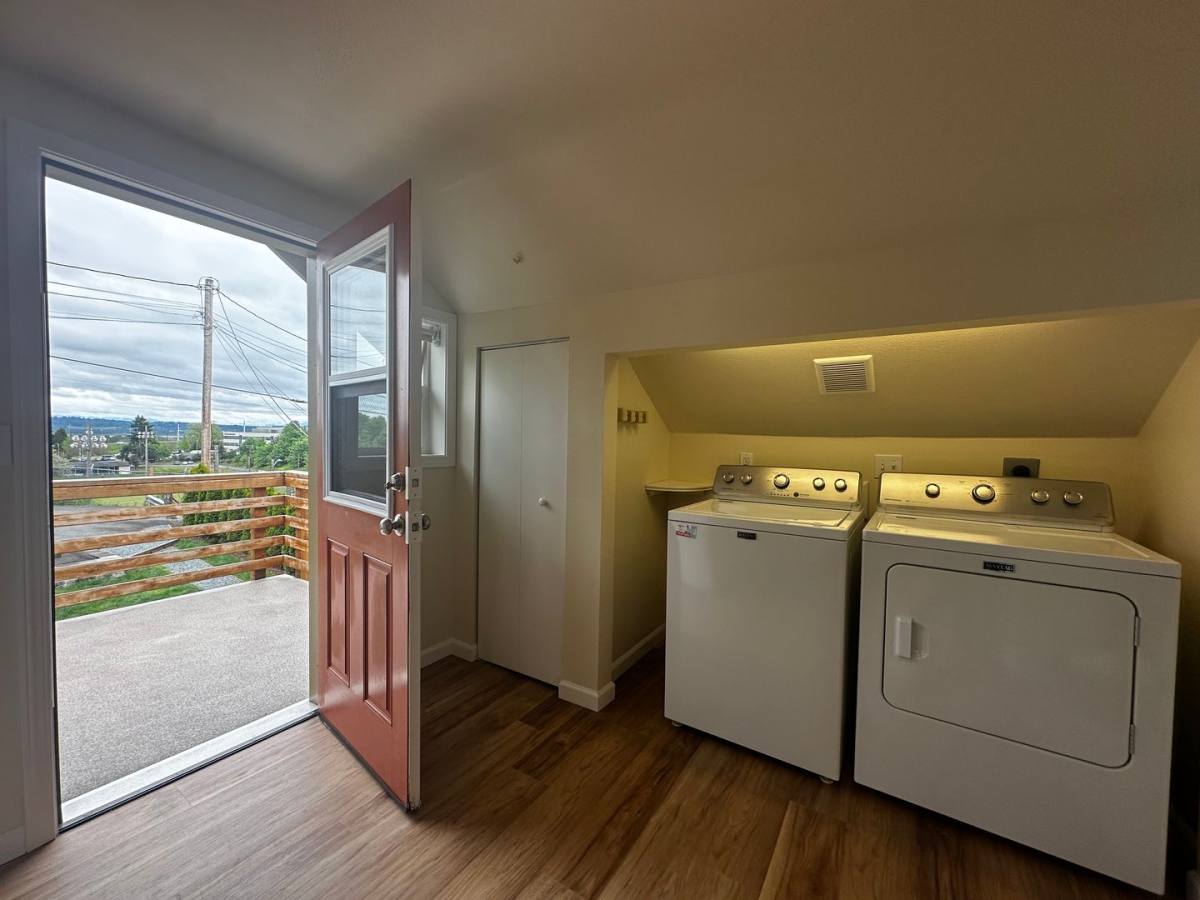 Apartment for rent at 3827 Wetmore Ave, Everett, WA 98201