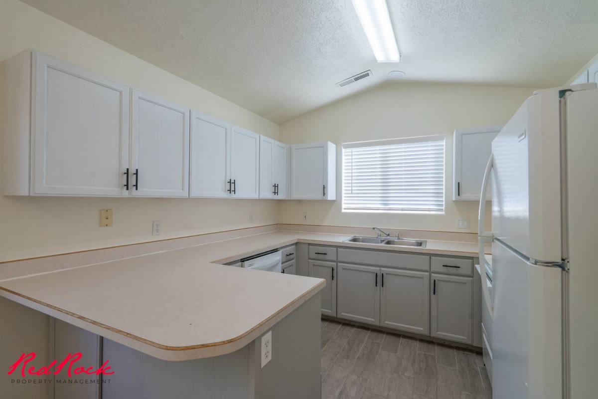 Condo for rent at 441 E Sunland Dr, Saint George, UT 84790
