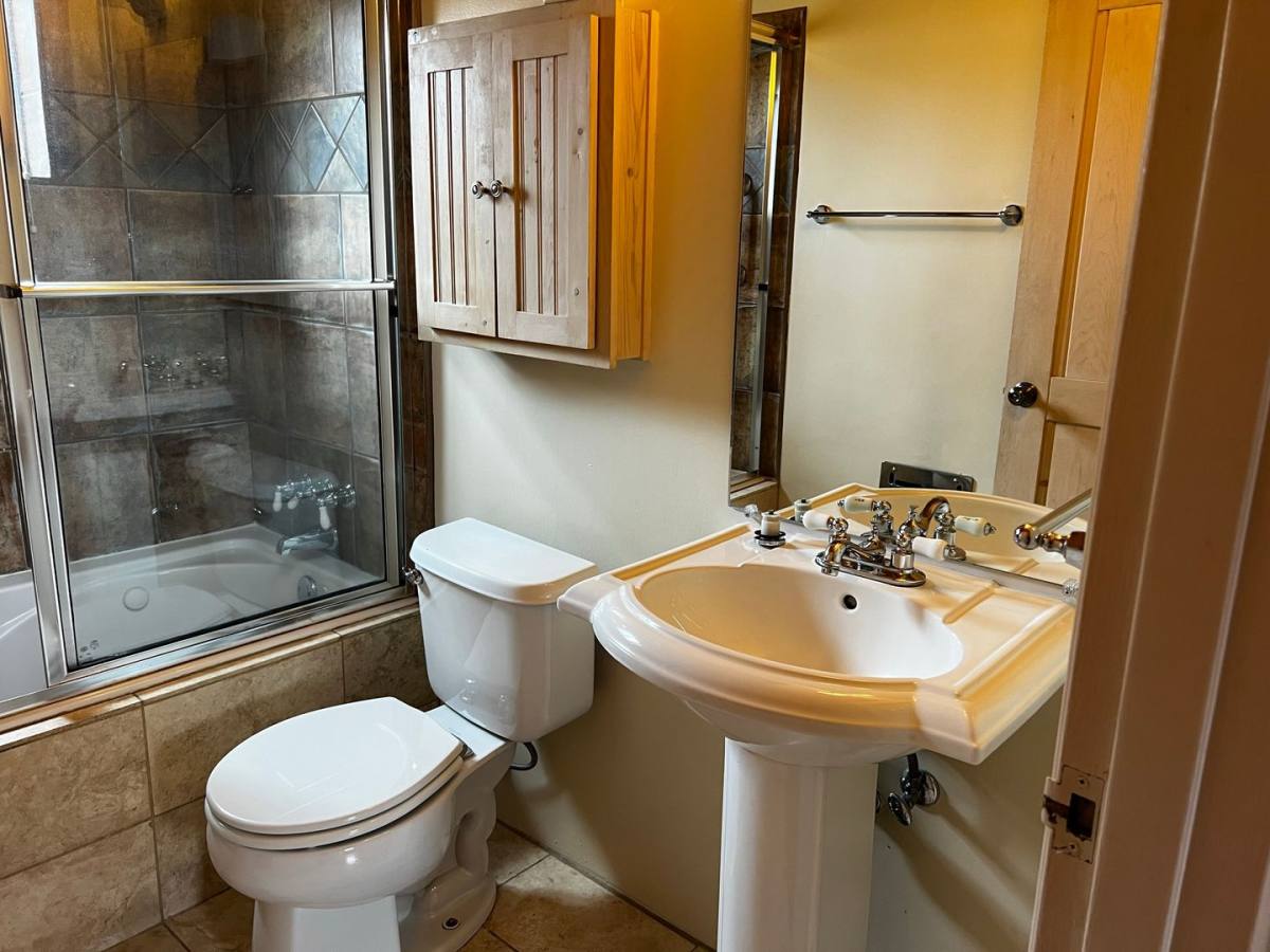 Condo for rent at 115 W Santa Fe Ave, Santa Fe, NM 87505