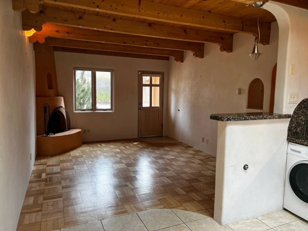 Condo for rent at 115 W Santa Fe Ave, Santa Fe, NM 87505