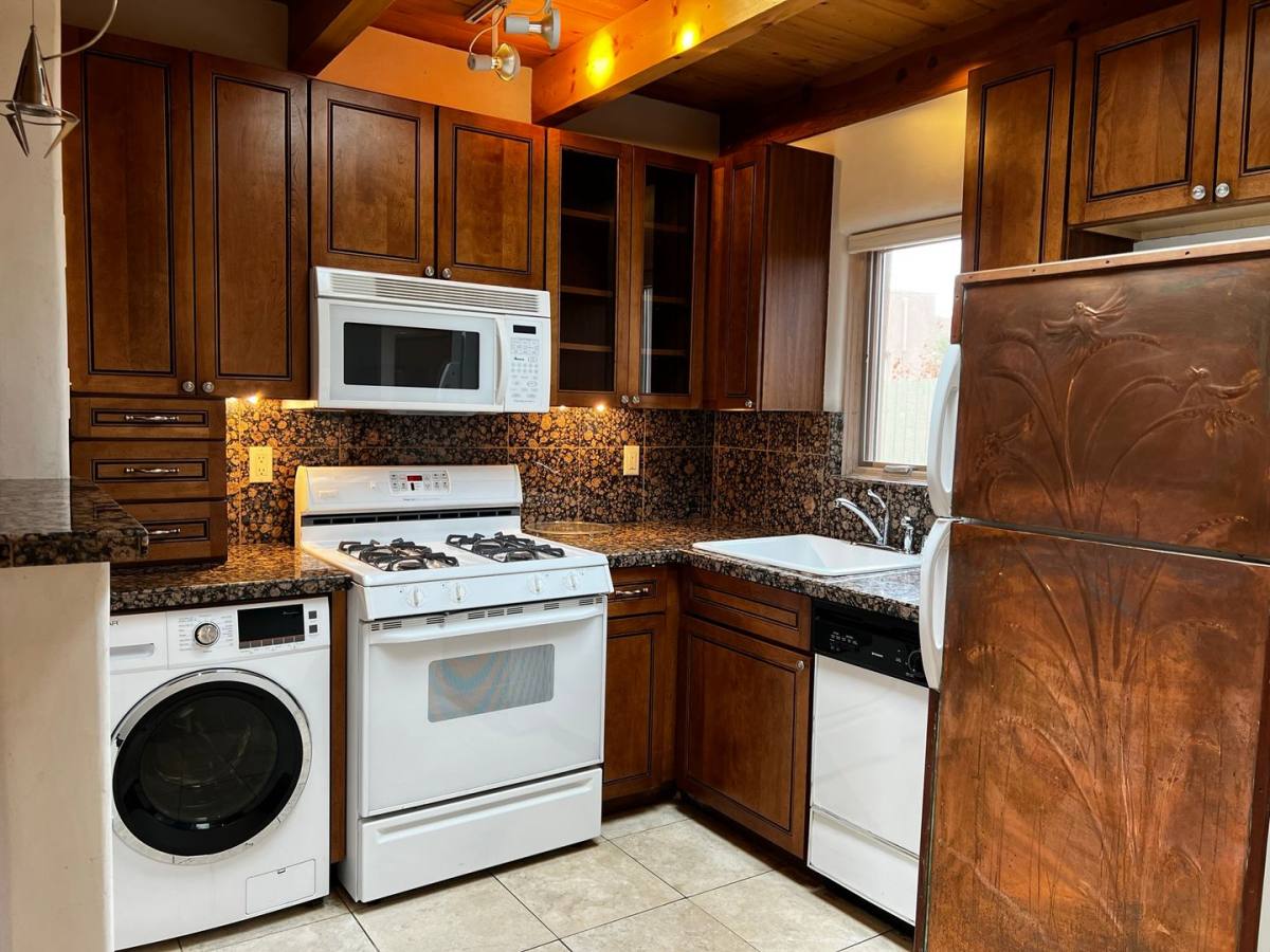 Condo for rent at 115 W Santa Fe Ave, Santa Fe, NM 87505