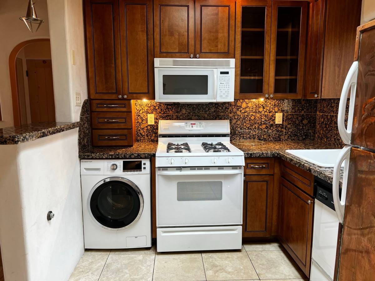 Condo for rent at 115 W Santa Fe Ave, Santa Fe, NM 87505