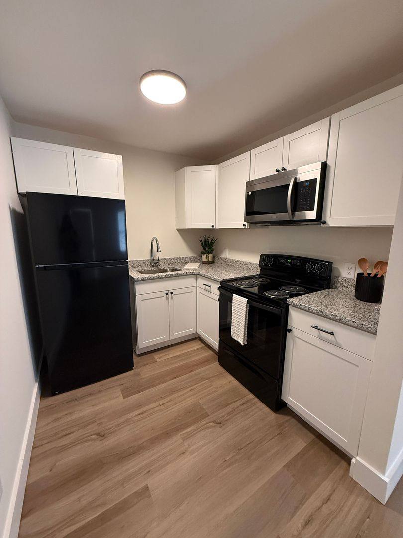 Apartment for rent at 1020 College Ave, Athens, GA 30601