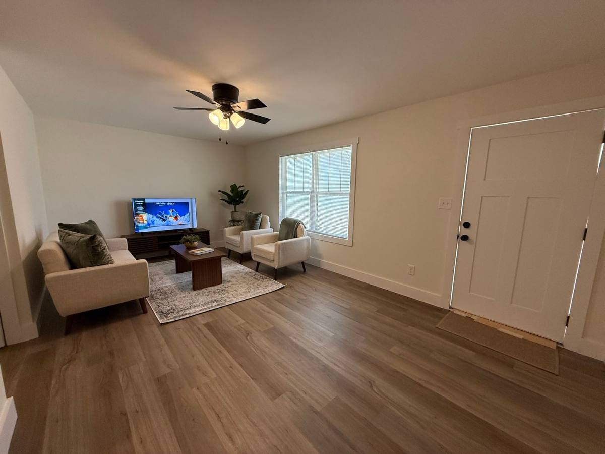 Apartment for rent at 1020 College Ave, Athens, GA 30601