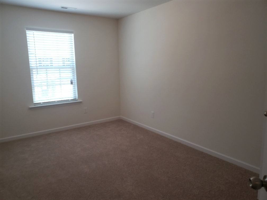 Townhouse for rent at 101 E Grove Point, Clayton, NC 27527