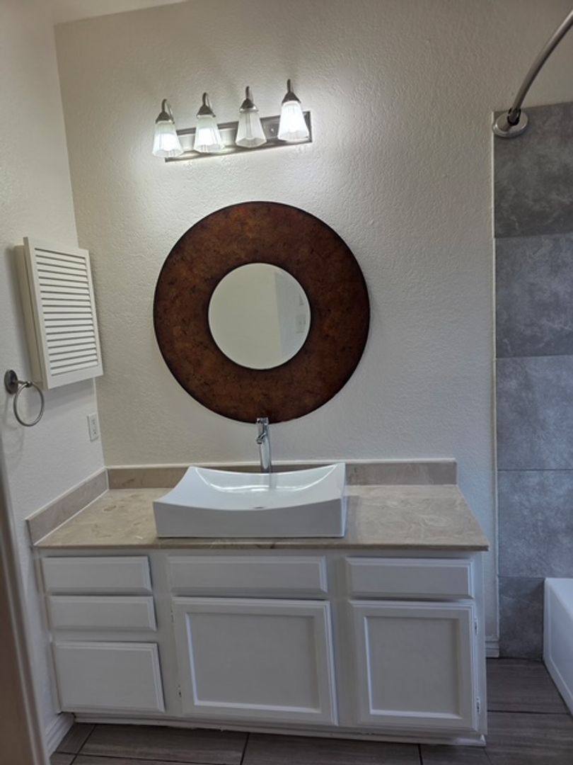 Condo for rent at 4800 W Lovers Lane #512, Dallas, TX 75209