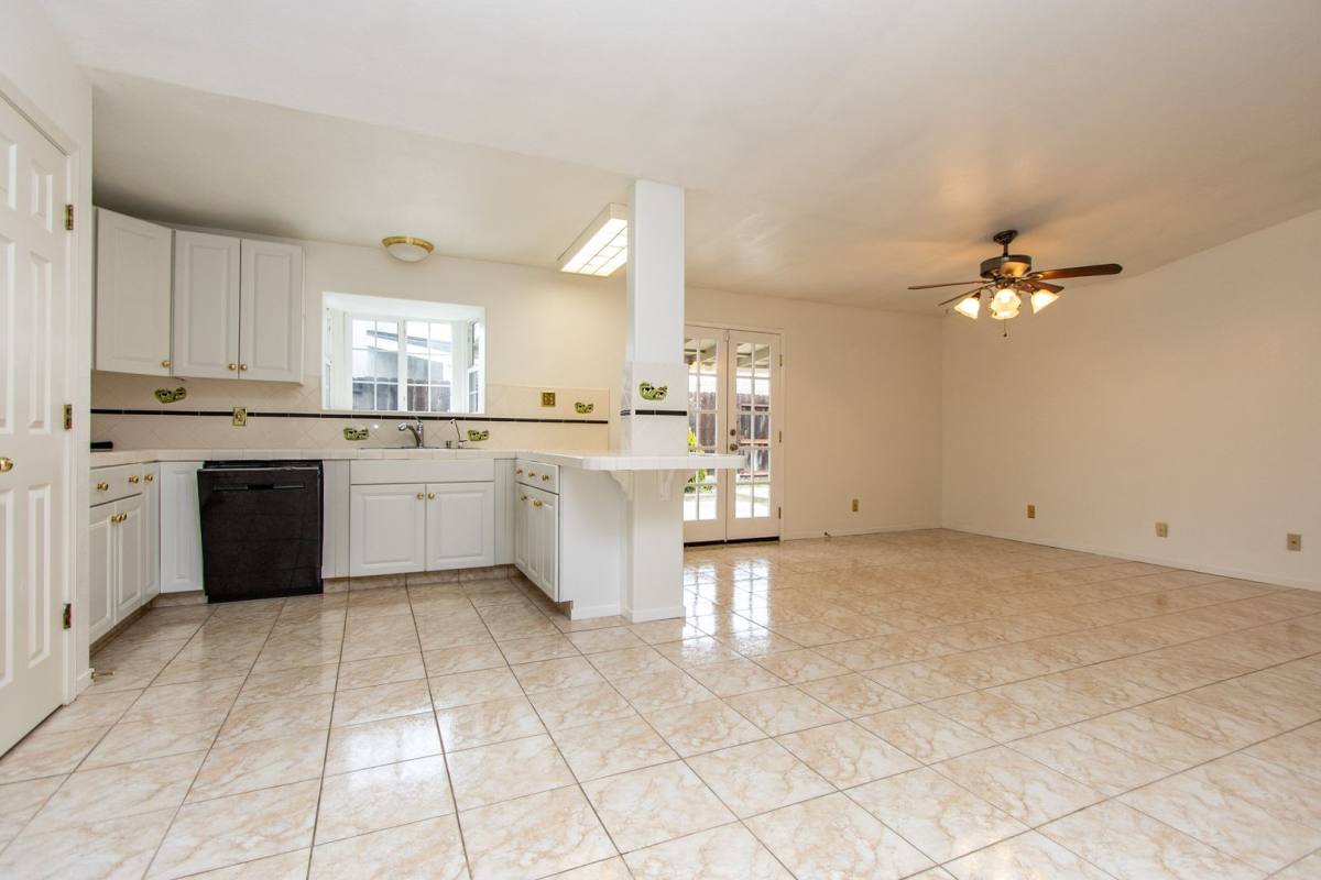 House for rent at 19526 Dover Dr, Hilmar, CA 95324
